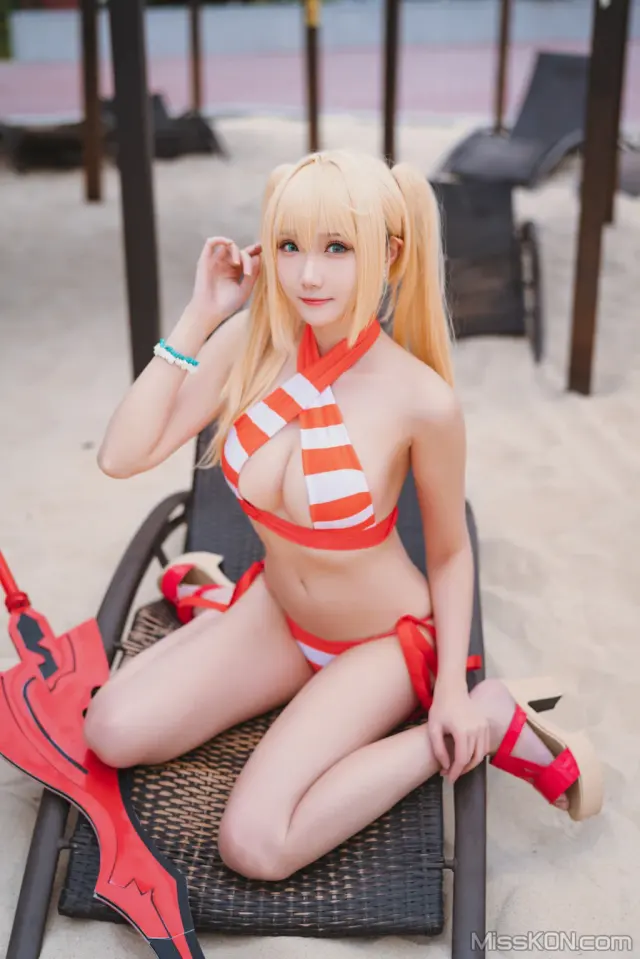 Coser@瓜希酱: 尼禄水着 (20 photos)