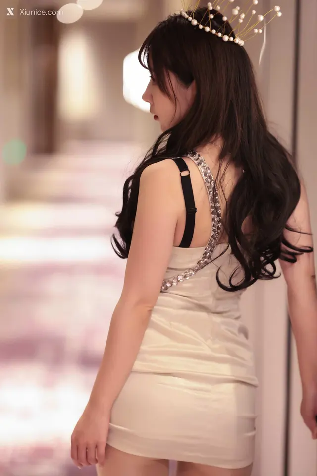 Coser@小女巫露娜: 无内肉丝 (96 photos)