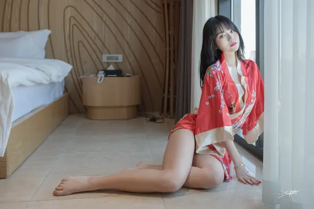 SAINT Photolife – Yuna (유나): No.8 – Come To Me (45 photos)