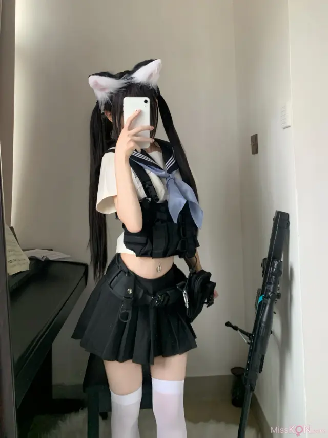 Coser@rua阮阮: 战术自搭 (18 photos)