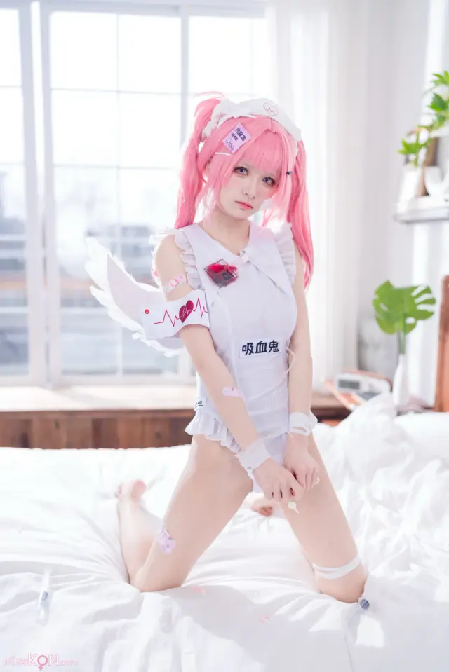 Coser@九柒喵: 小护士针筒 (48 photos)