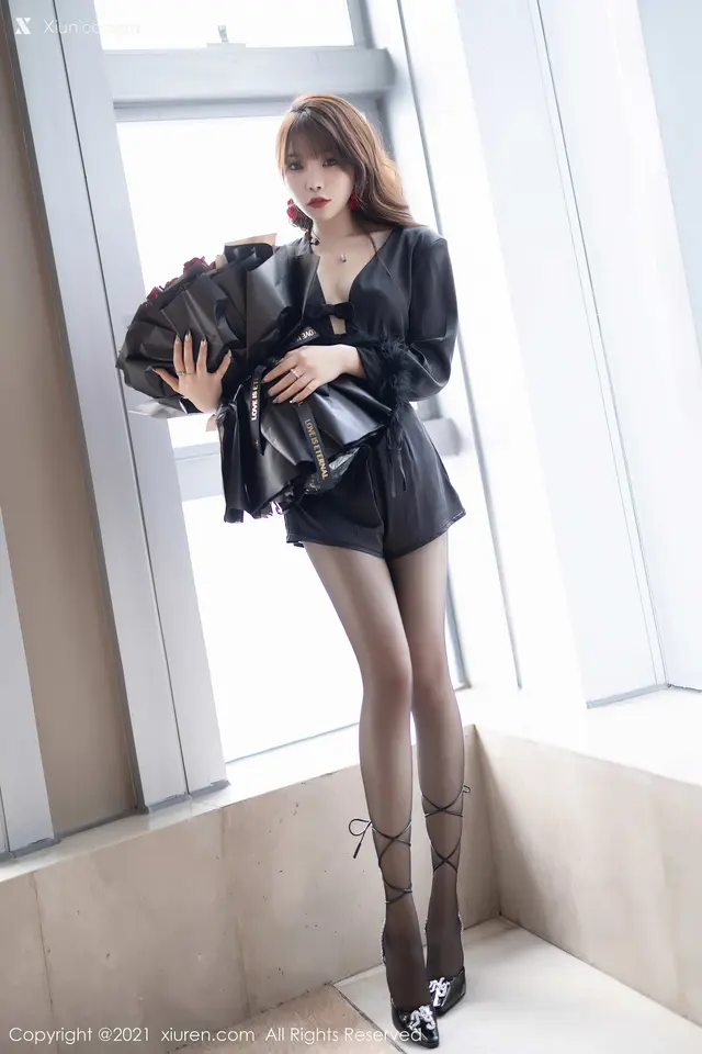 Xiuren秀人网 No.4205 芝芝Booty (84 photos)