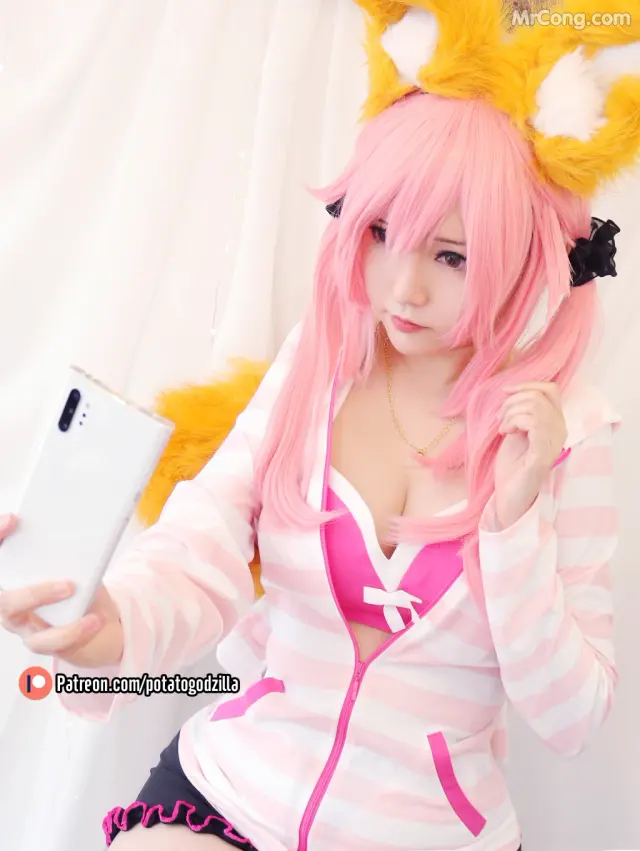 Coser@Potato Godzilla: Tamamo School Uniform (50 photos)