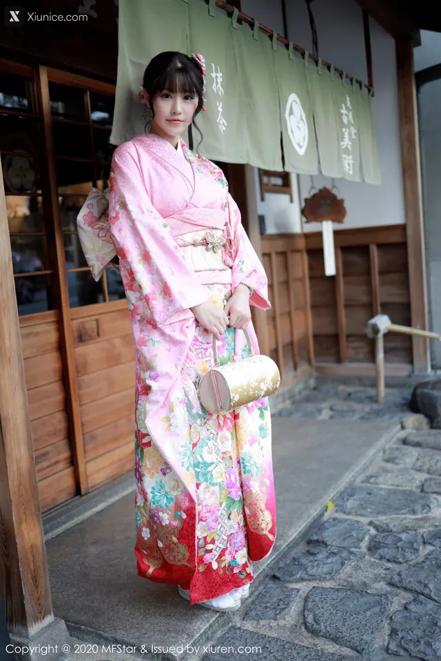 MFStar模范学院 Vol.254 朱可儿Flower (76 photos)