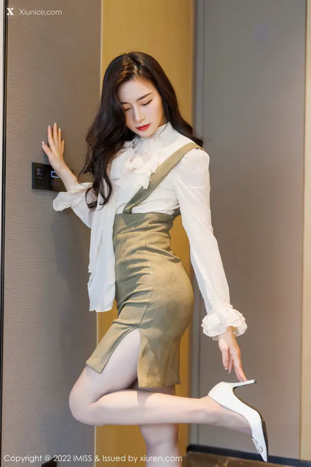 IMiss爱蜜社 No.0664 Vanessa (71 photos)