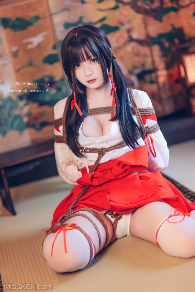 Coser@霜月shimo: 巫女捆绑 (24 photos)