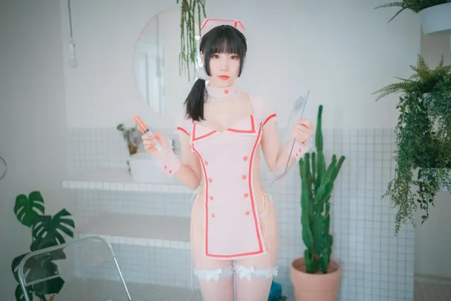 DJAWA Photo – Jamong (자몽): “Nurse J”