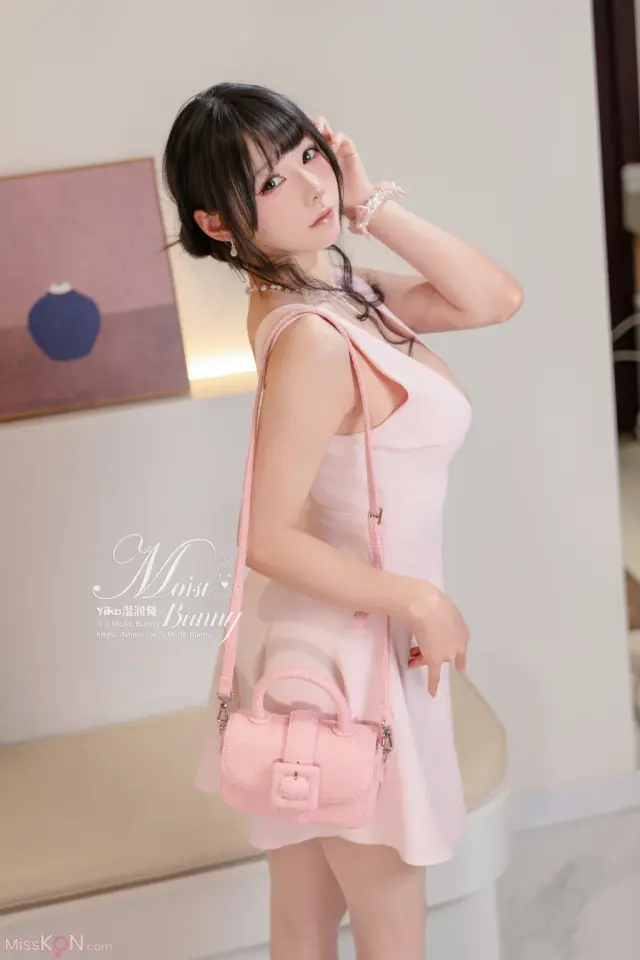 Coser@黏黏团子兔: 04月作品『决胜内衣』 脸红的思春期 (157 photos + 1 video)