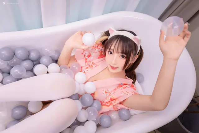 Coser@神楽坂真冬 Vol.071: 绝对企画-雪糕少女《ガールズパフェ》 (150 photos)
