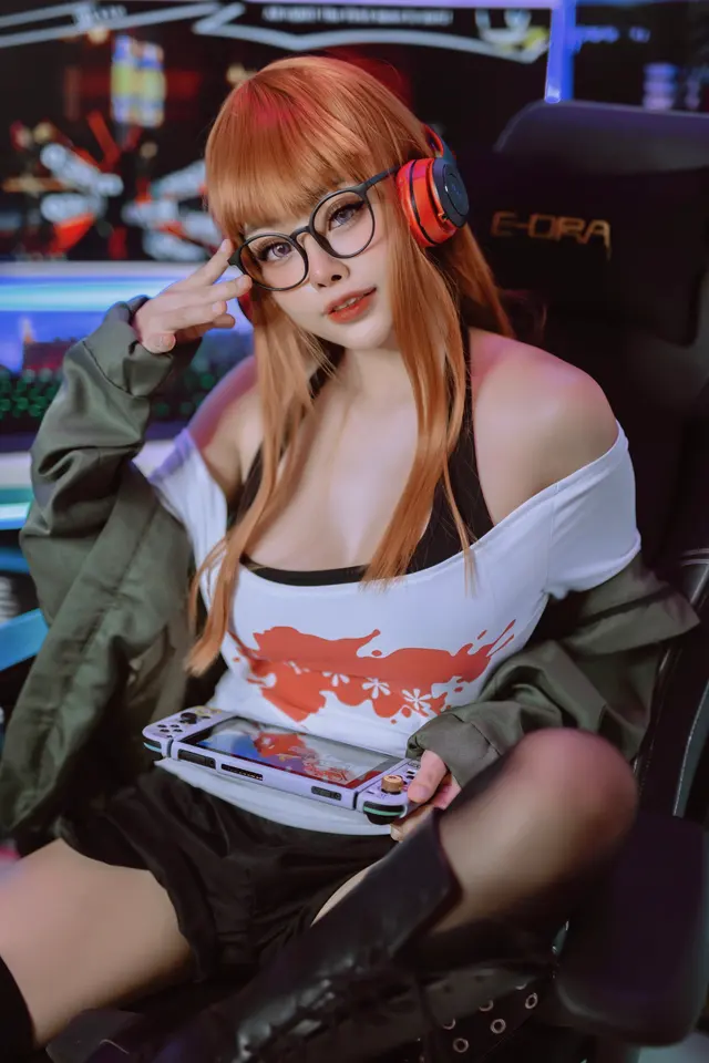 Coser@Byoru: Futaba Sakura (59 photos + 7 videos)