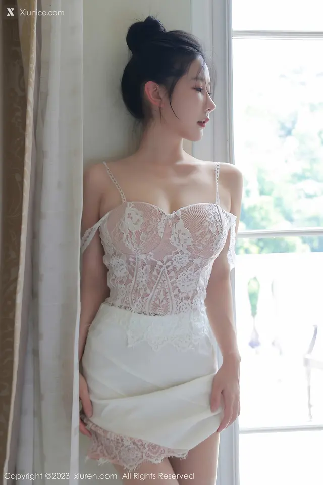 Xiuren秀人网 No.7124 尹甜甜 (62 photos)