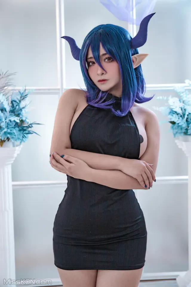 Coser@洛璃LoLiSAMA: 维尔梅 (64 photos)