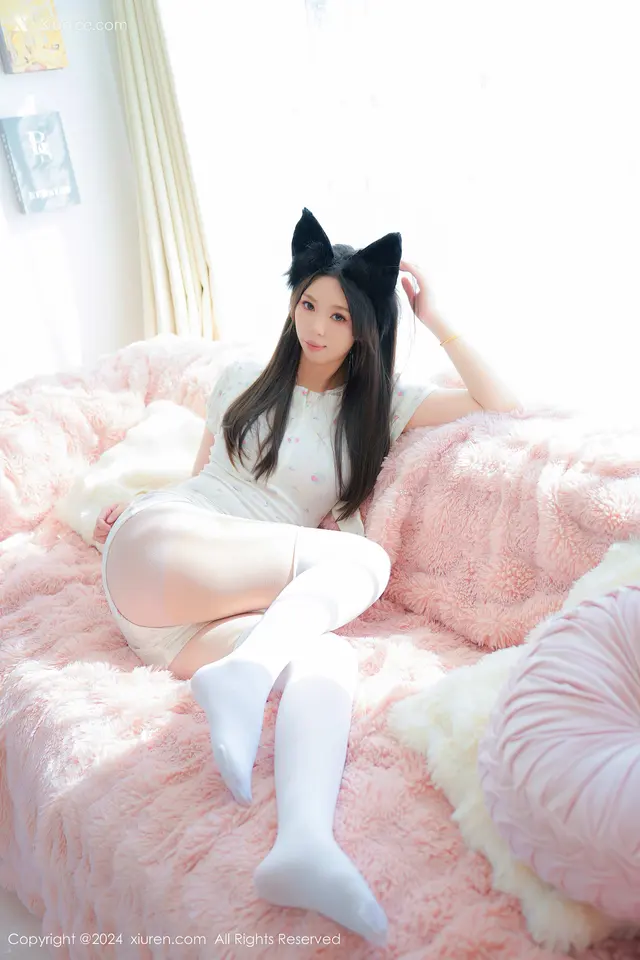 Xiuren秀人网 No.8930 小波多 (82 photos)