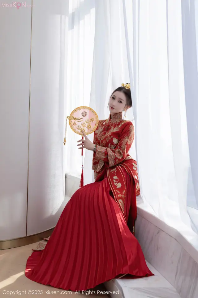 XIUREN No.9811 – 9825 (1215 photos)