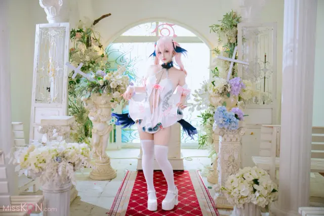 Coser@日奈娇 - 蔚蓝档案 下江小春花嫁 (24 photos)