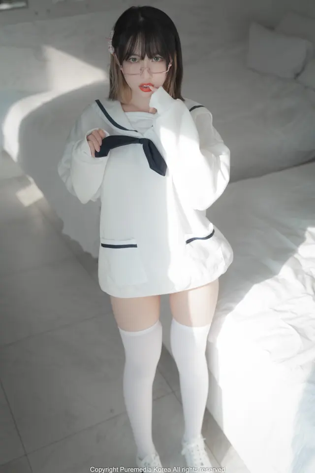 Pure Media Vol.134: Uhye (이유혜) (101 photos)