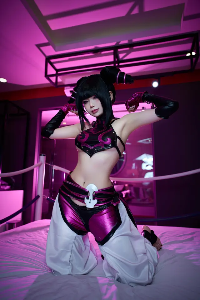 Coser@ZinieQ: Juri Han (38 photos)