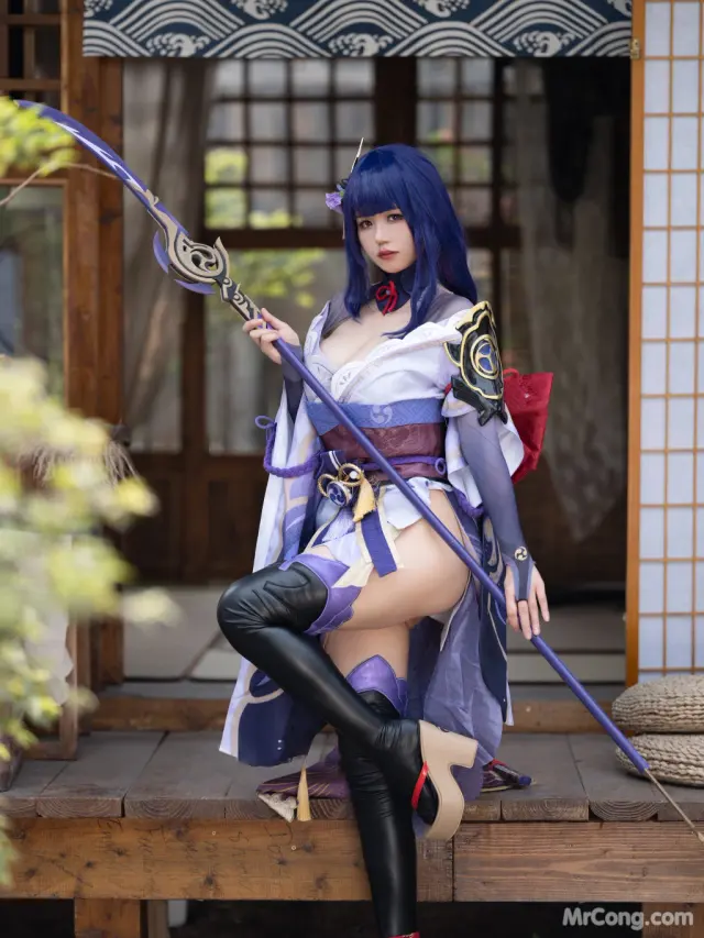 Coser@小仓千代w No.071: 原神 雷电将军 (30 photos)