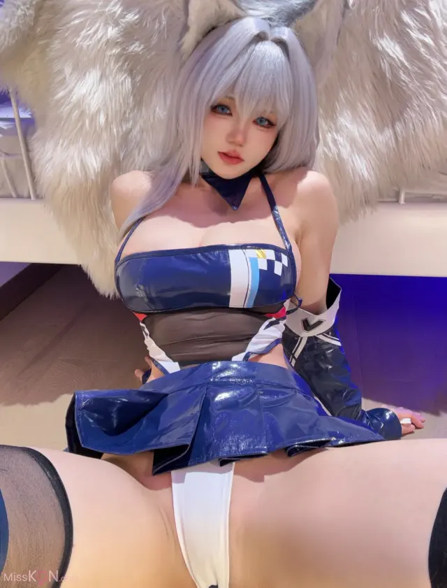 Coser@小仓千代w: 碧蓝航线 信浓 赛车娘 (57 photos)