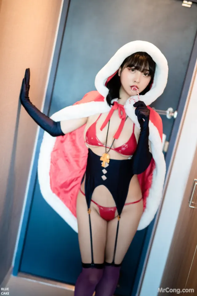 [BLUECAKE] Song Hana (송하나): XMas Figure (62 photos)