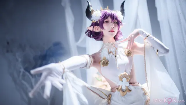 Coser@阿包也是兔娘: 龙姬古蕾娅 (35 photos)