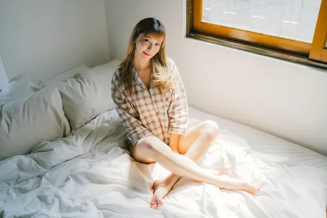 [Moon Night Snap] Ahrin – Guerinnarae Hotel Vol.2 (81 photos)
