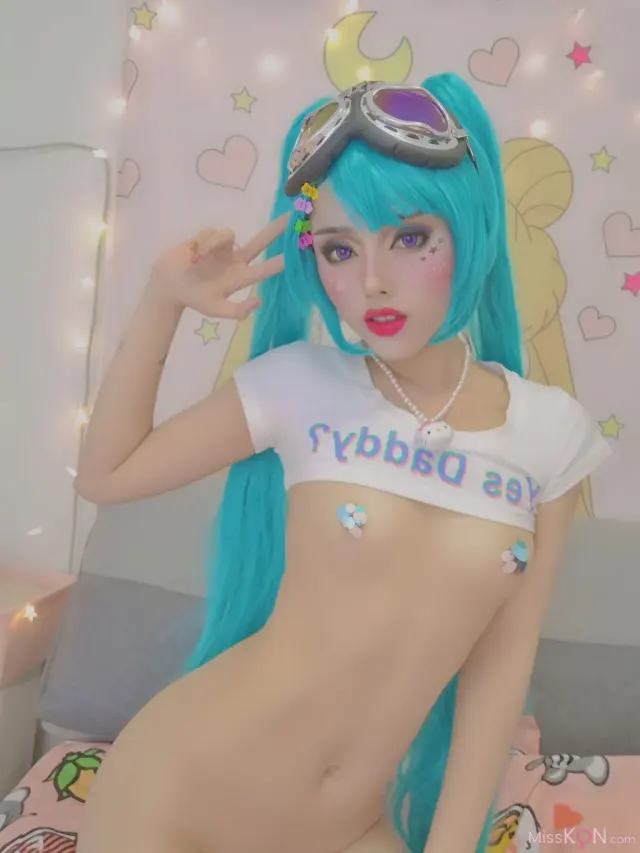 Coser@钛合金TiTi: 甜心 Sweet Heart (29 photos + 1 video)