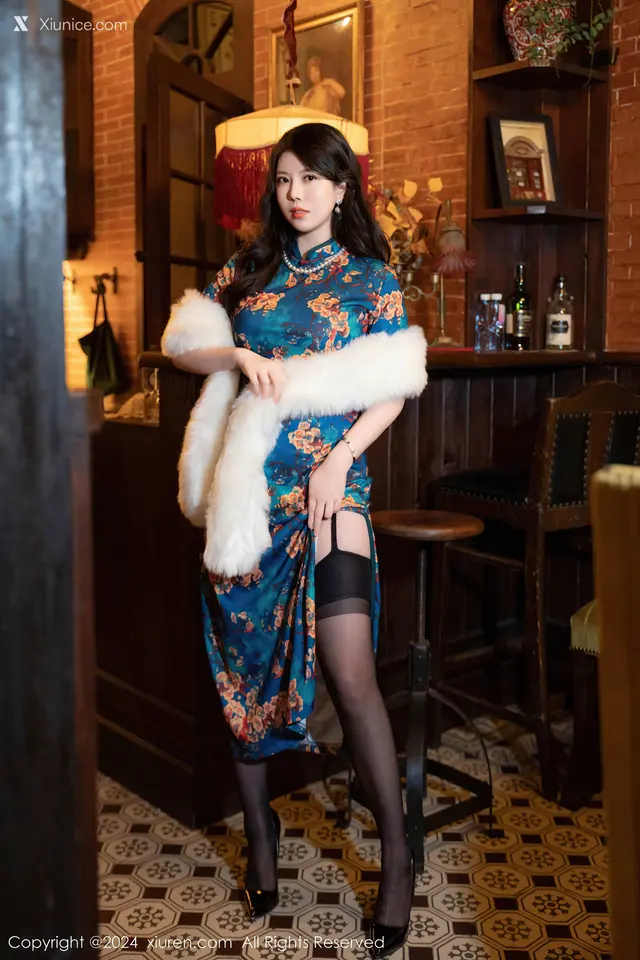 Xiuren秀人网 No.8476 白茹雪abby (60 photos)