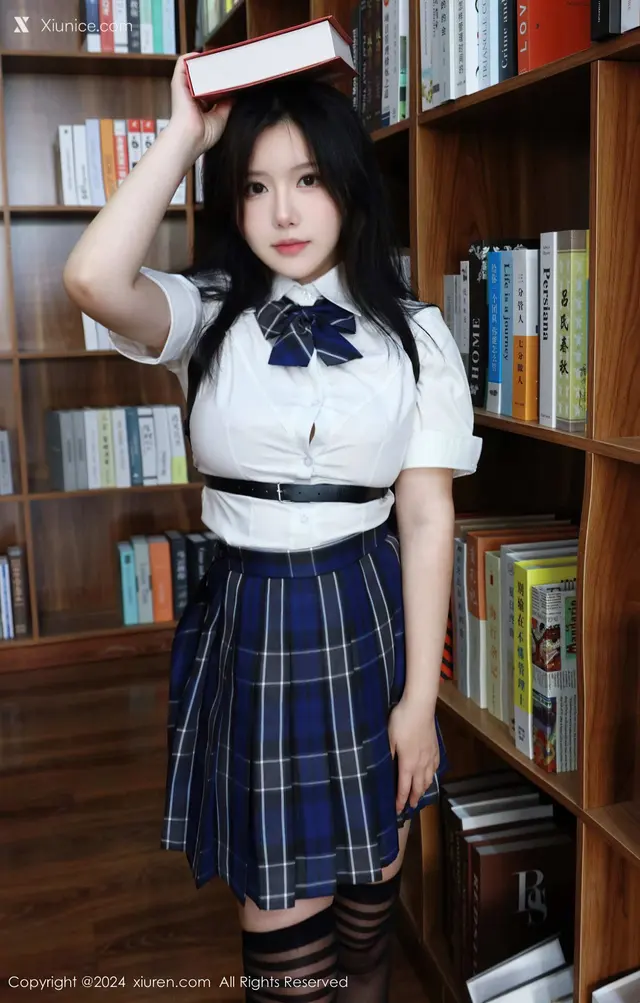 Xiuren秀人网 No.8637 小薯条nienie (80 photos)