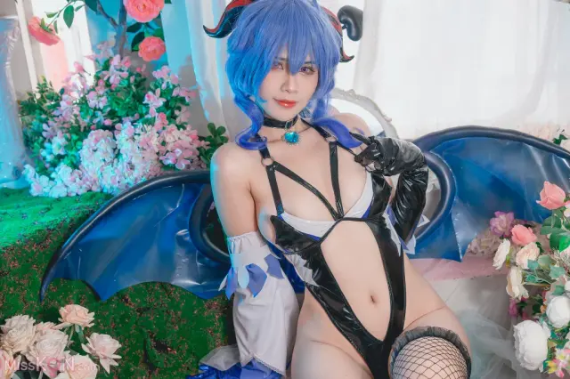 Coser@Pyon: Genshin Impact – 原神-甘雨 (44 photos + 2 videos)