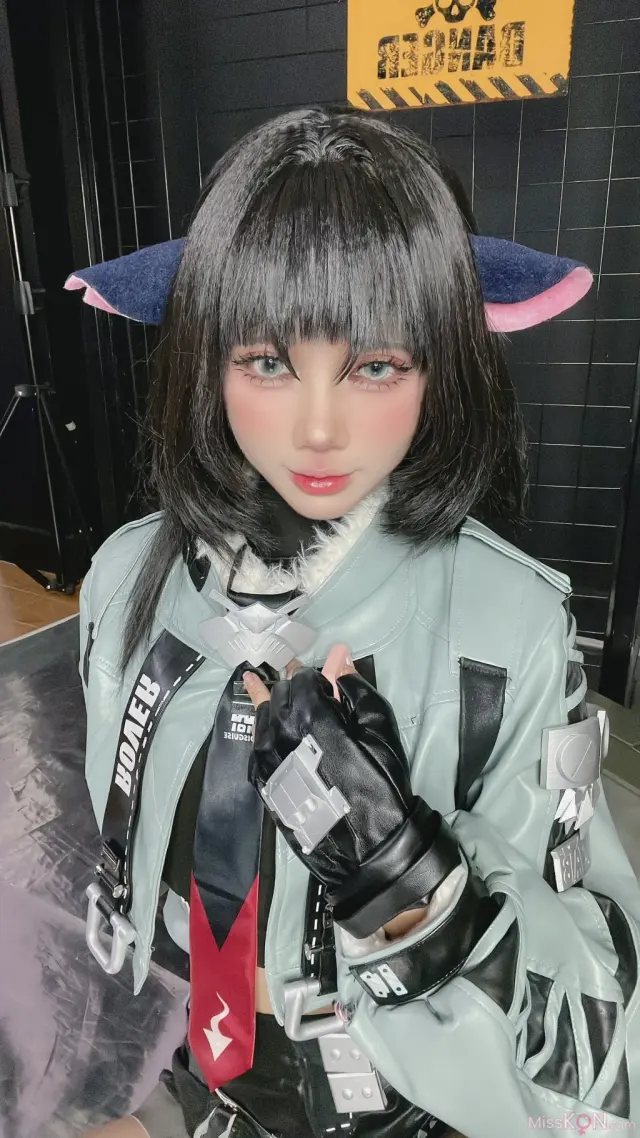 Coser@PoppaChan: Jane Doe (132 photos + 11 videos)