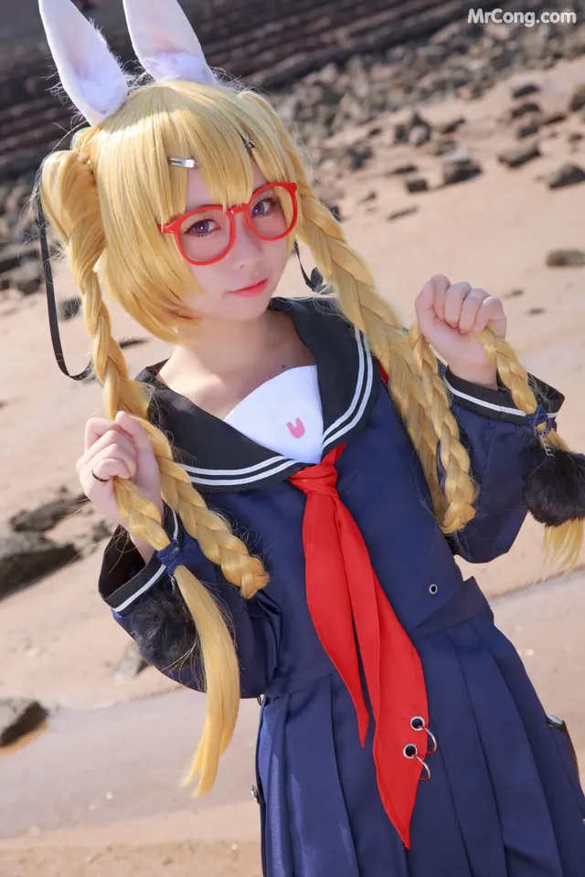 Coser@G44不会受伤 Vol.038: 旋风校服 (21 photos)