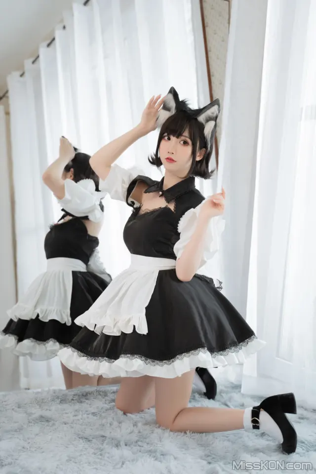 Coser@面饼仙儿 No.114: 开胸女仆 (17 photos)