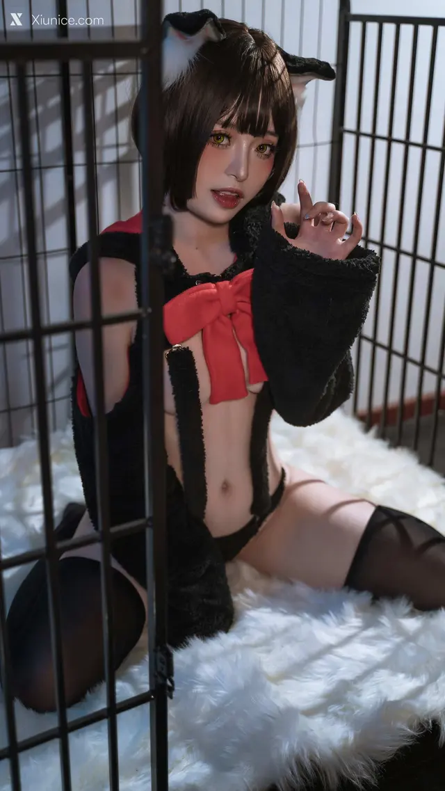 Coser@爆机少女喵小吉 (Nekokoyoshi) 猫娘 (51 photos)