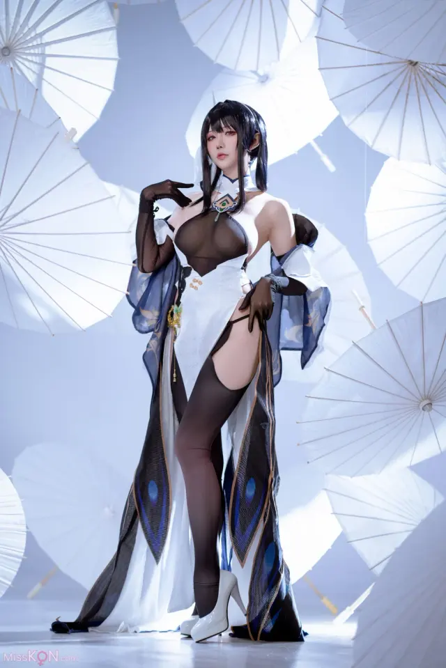 Coser@星之迟迟Hoshilily: 碧蓝航线 镇海改 (44 photos)