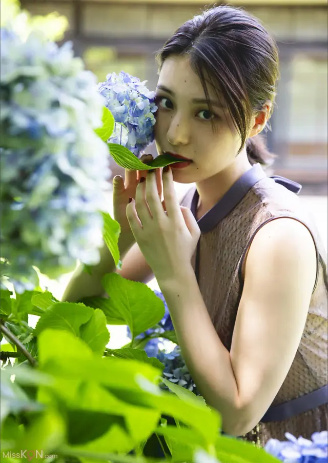 [JP] Iori Sagara (相樂伊織): 泡沫の宵夢 (70 photos)