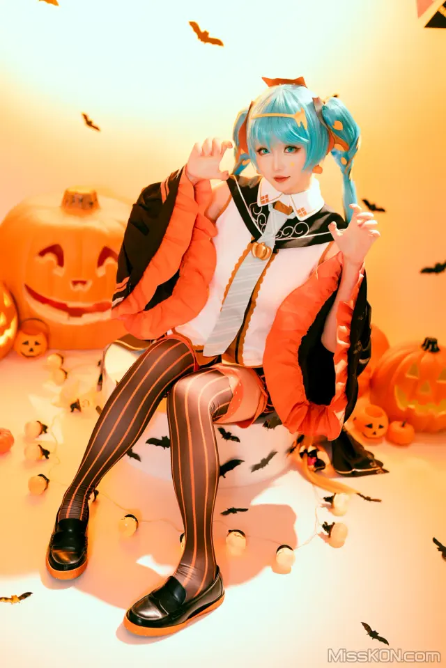 Coser@星之迟迟Hoshilily: 初音未来万圣节 (53 photos)