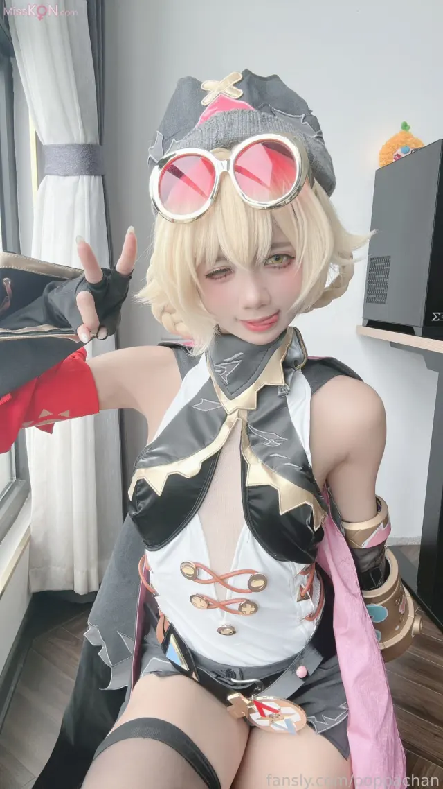 Coser@PoppaChan: Jahoda (Genshin Impact) (28 photos + 11 videos)