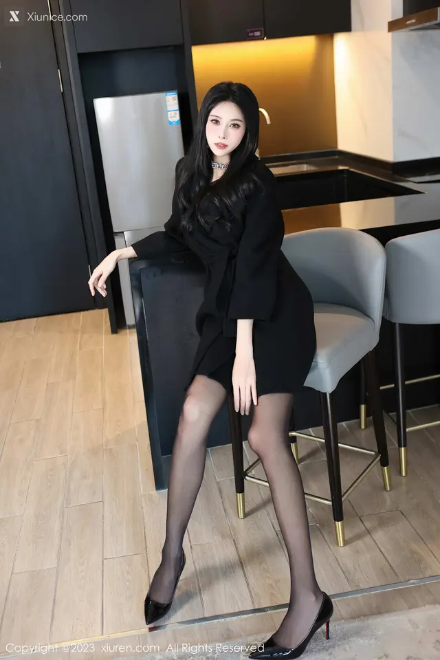 Xiuren秀人网 No.7797 草莓mm (70 photos)