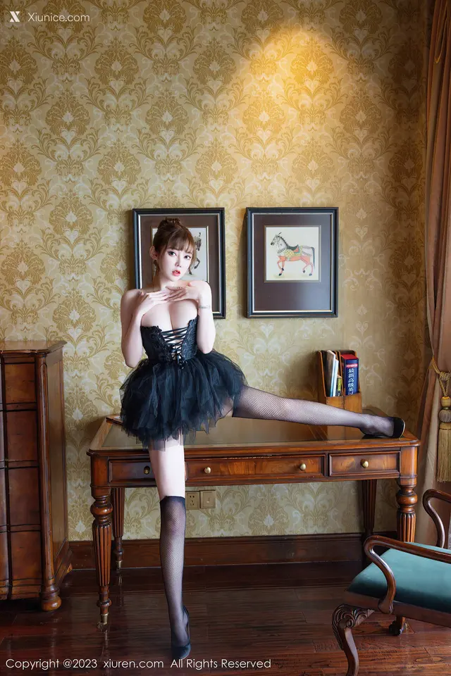 Xiuren秀人网 No.7057 萌汉药baby (81 photos)