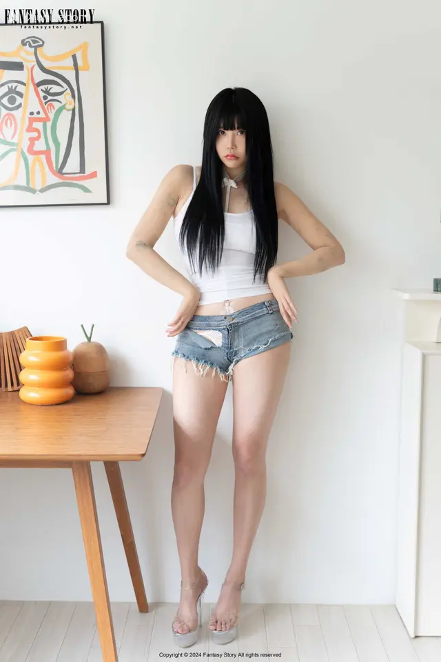 [Fantasy Story] Sera Vol.1: The Lewd Temptation Of A Lingerie Model (93 photos)