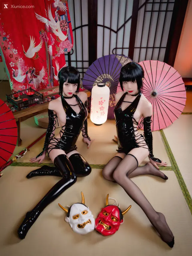Coser@水淼Aqua Vol.013: 清水&水淼 忍者双人 (31 photos + 9 GIFs + 2 videos)