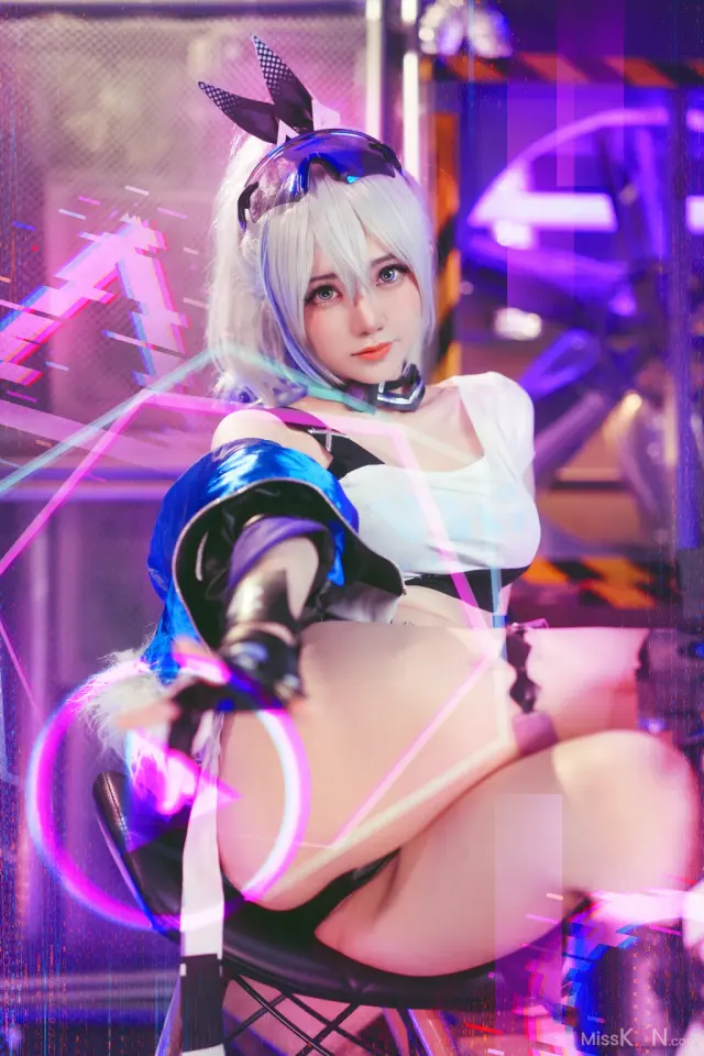 Coser@Sally多啦雪 (Sally Dorasnow): Silver Wolf (24 photos + 3 videos)