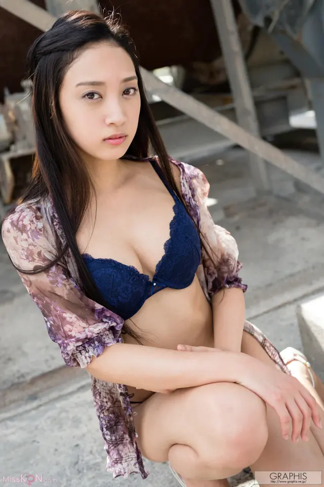 [JP] An Tsujimoto (辻本杏) & Nozomi Aso (麻生希) & Saki Kozai (香西咲): [Graphis] 4K GALLERY SPECIAL MIXTURE 008 (25 photos)