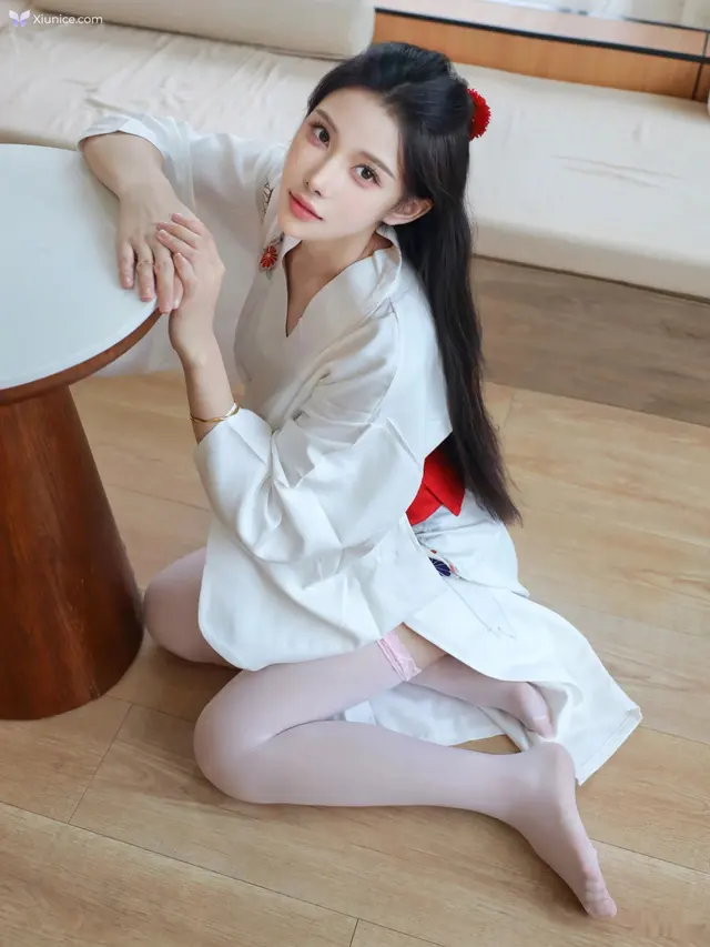 Xiuren Uncensored 4K 梨霜儿 – 潘金莲 (116 photos)