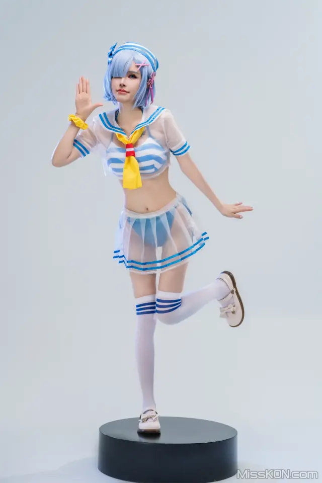 Coser@鹿八岁: 从零开始的异世界生活 蕾姆 (42 photos)