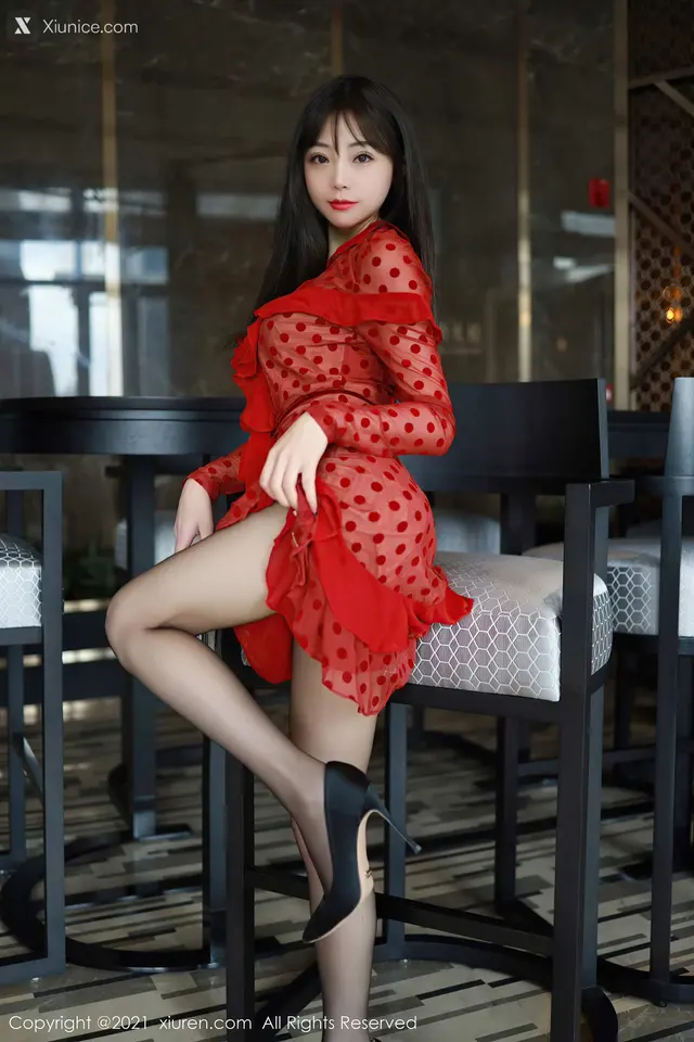 Xiuren秀人网 No.3217 佘贝拉bella (44 photos)