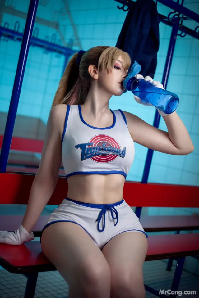 Coser@Sayathefox: Lola (15 photos)