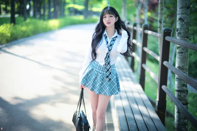 [PINK] Han Jina (한지나): Sunshine (100 photos)