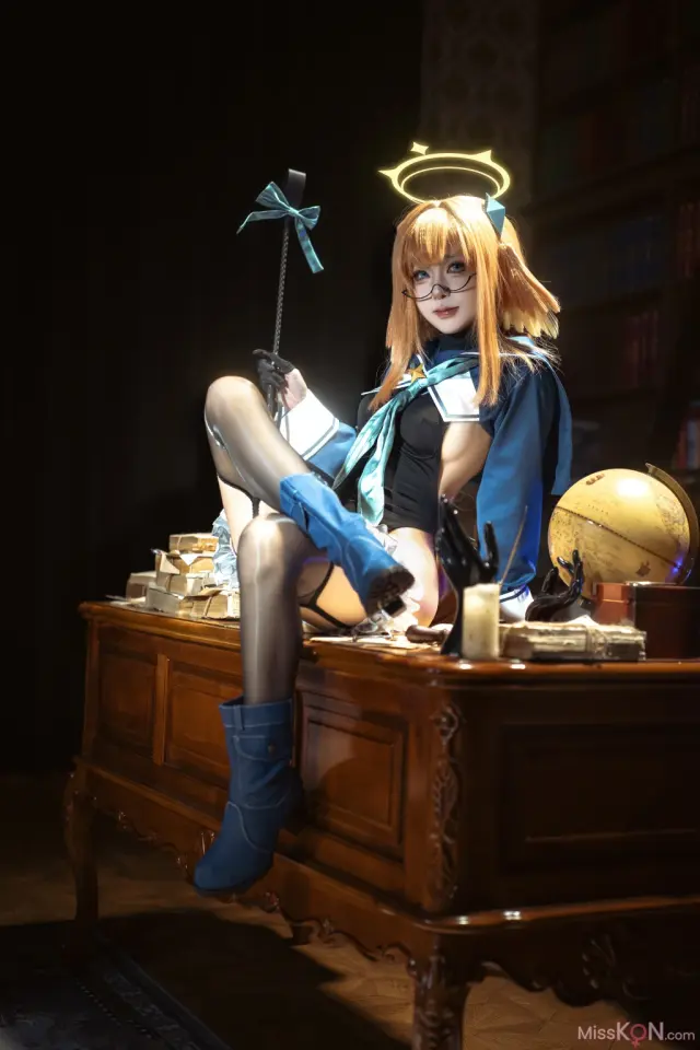 Coser@矢量鱼 - 蔚蓝档案 志美子 (24 photos)